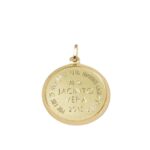 Medalla en bajo relieve