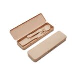 Set de cubiertos Bone con estuche rígido y diseño compacto para llevar